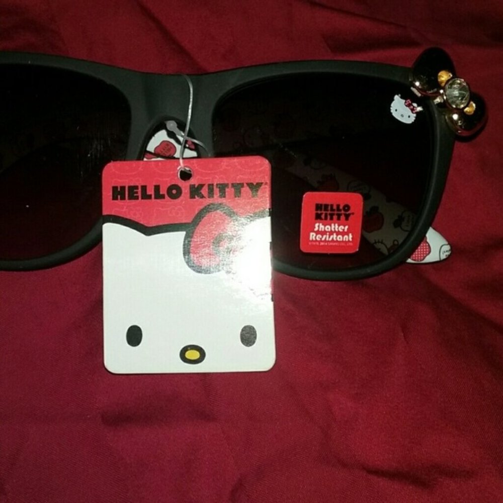 HELLO KITTY Sunnies